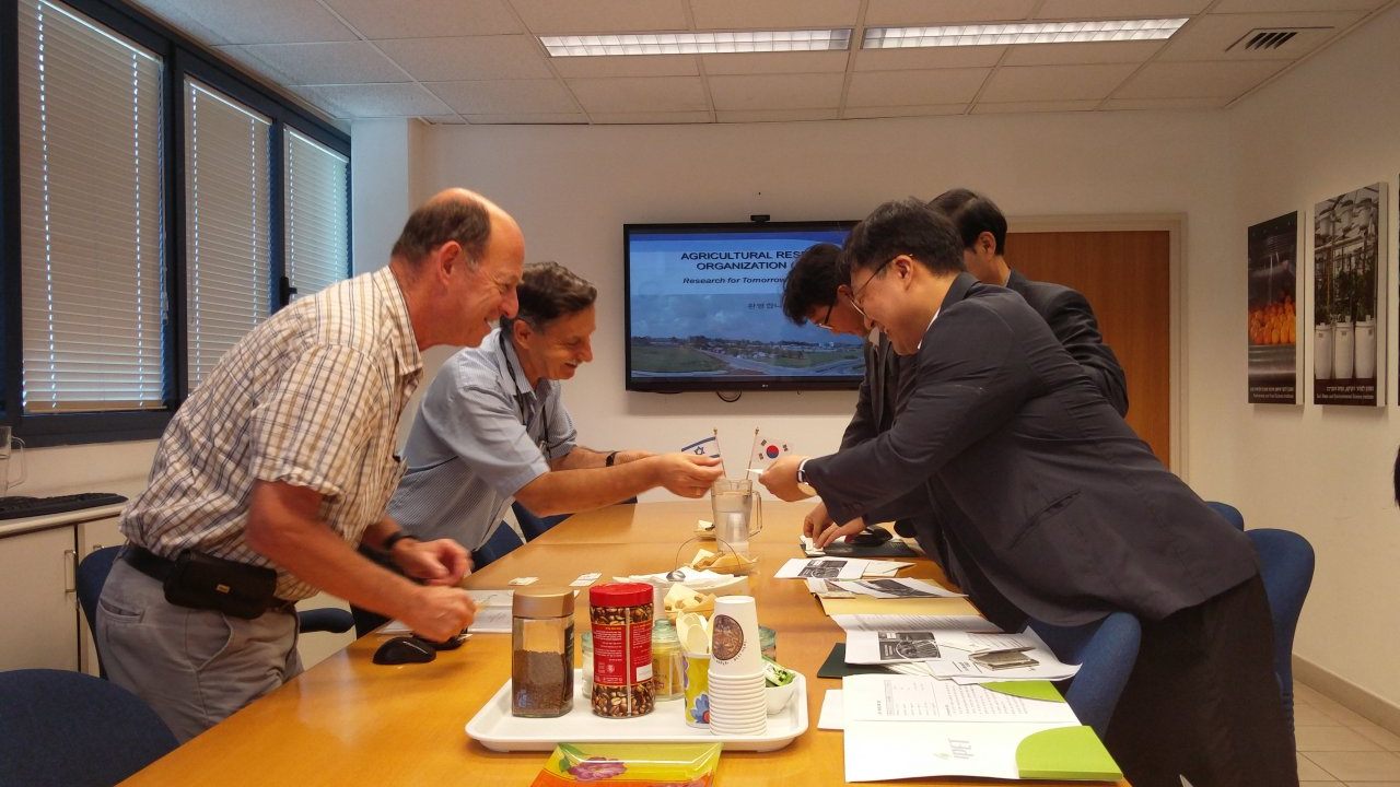 Meetings-in-Korea-KOISRA-m